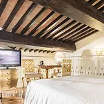 Golden Tower & Otel 5*