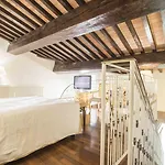 Otel Golden Tower &