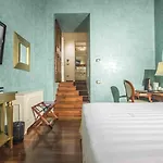 Golden Tower & Otel Floransa