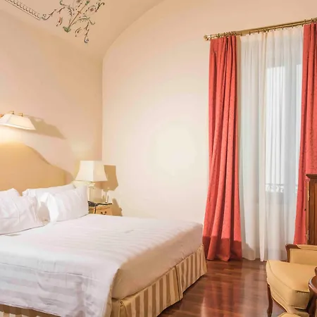 Hotel Golden Tower & Florence