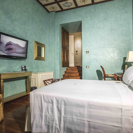 Hotel Golden Tower & Florence