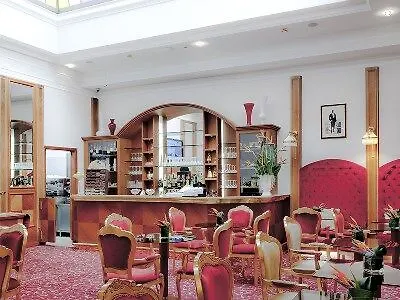 Hotel Golden Tower &