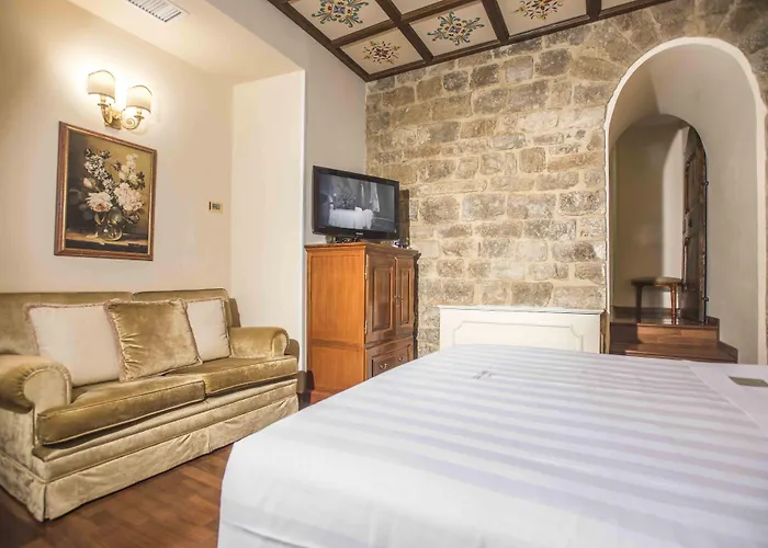 Golden Tower Hotel&spa Hotel