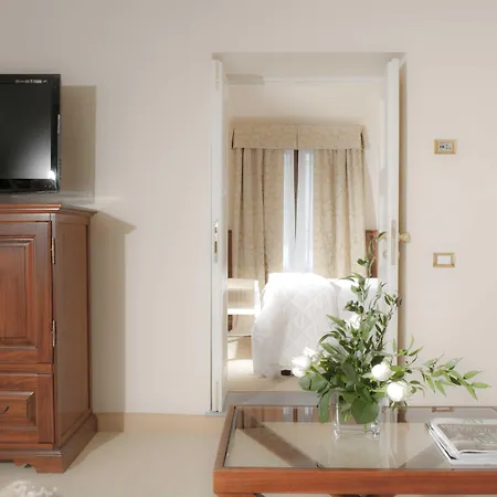 Golden Tower & Firenze